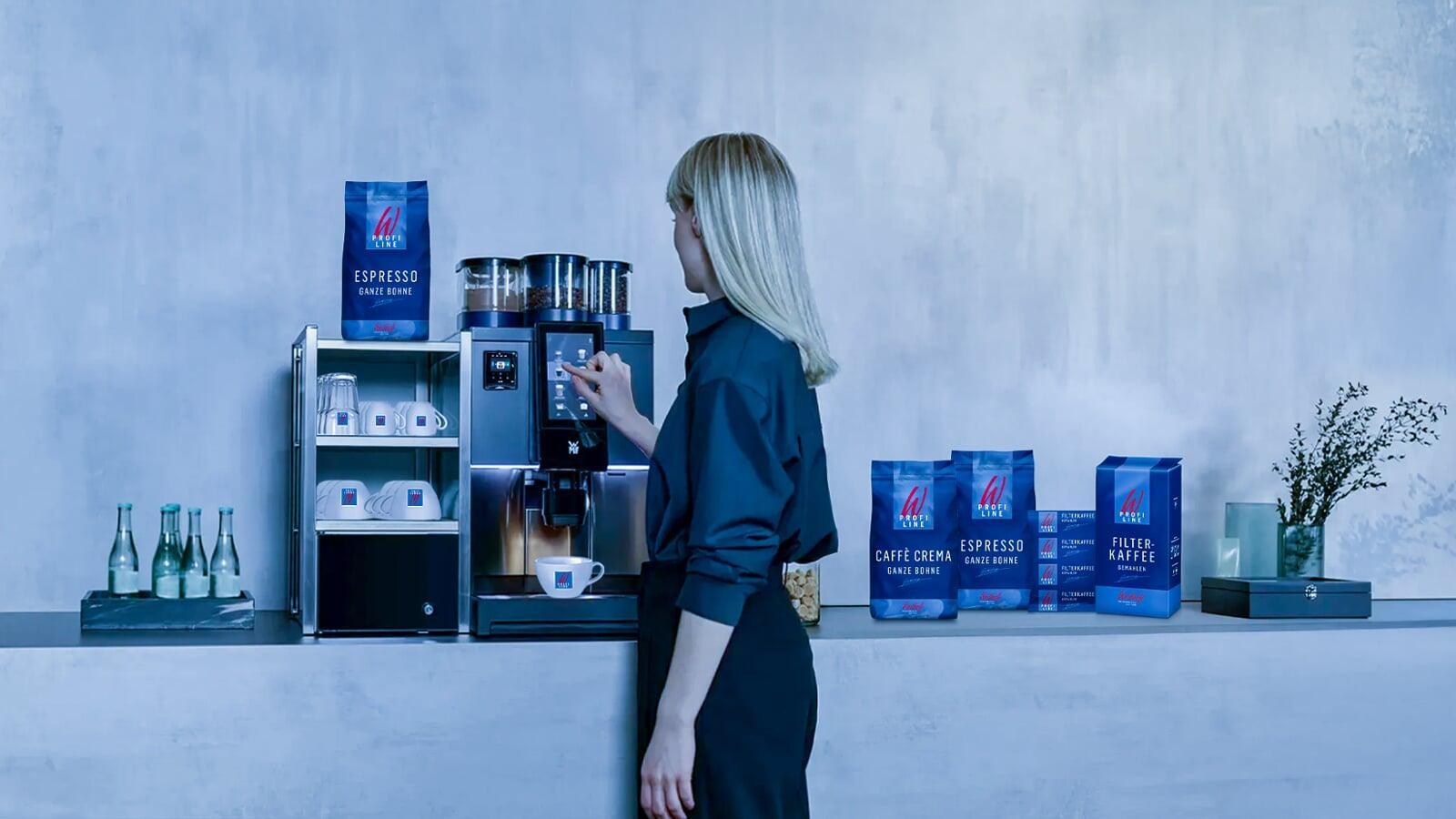 Mehr Umsatz pro Tasse: Warum die neuen Universal-Sets von Atlantis und das VPOS Media 4 Terminal die Kaffeepause digital revolutionieren